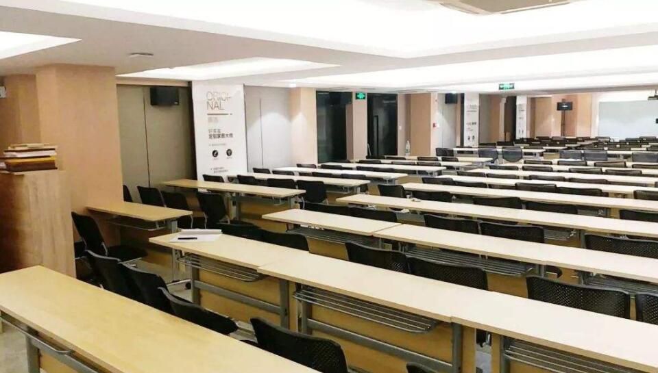 清华大学融商学院总裁班课程教室照片